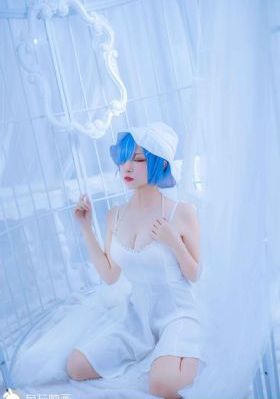 美丽女邻居2未删减版_国产无码网页在线观看